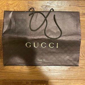 Gucci shopping bag